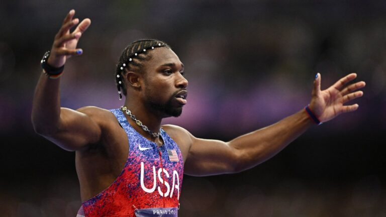 ¡Final de fotografía! Noah Lyles es el campeón olímpico de los 100m varonil de Paris 2024