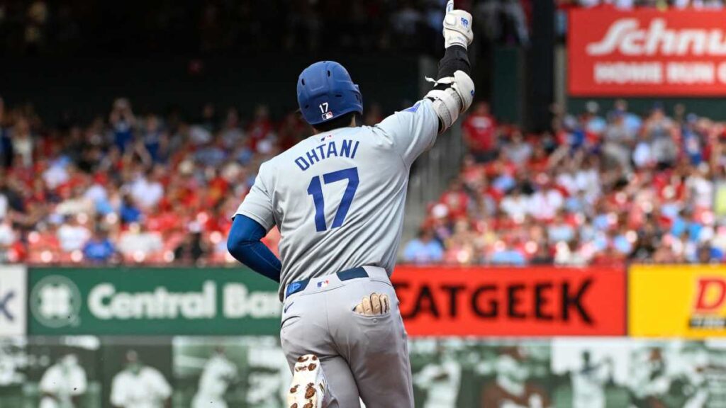 Shohei Othani y Clayton Kershaw encaminan el triunfo de los Dodgers sobre Cardinals