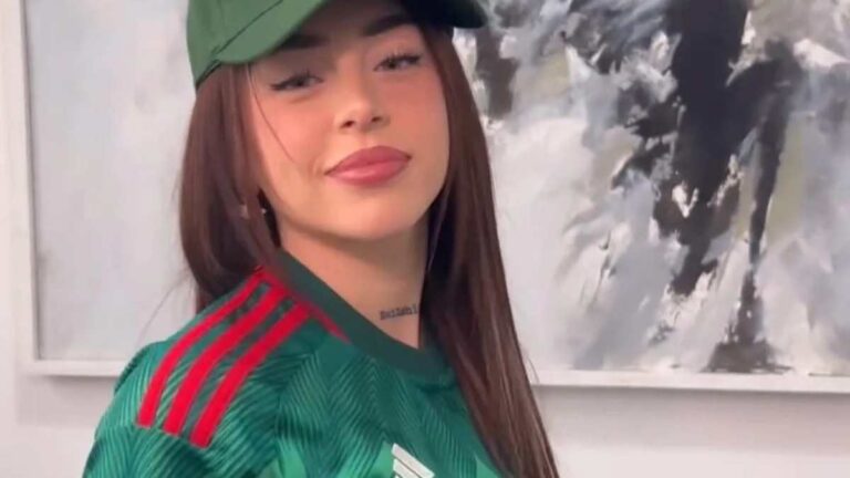 Nicky Nicole promociona su siguiente concierto en México…¡usando la playera de la selección mexicana!