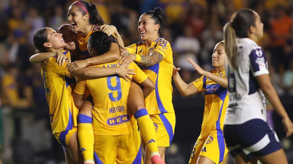 Tigres humilla a Rayadas en su debut en la Concacaf W Champions Cup 