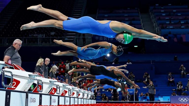 Highlights de natación en Paris 2024: Resultado de las preliminares 50m libres femenil