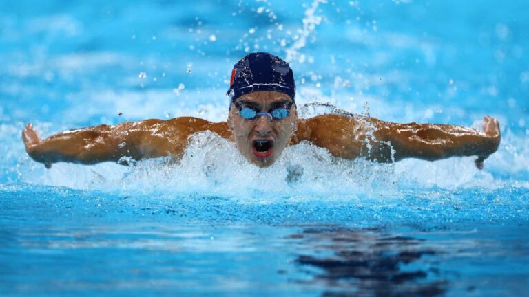 Highlights de natación en Paris 2024: Resultado de las preliminares relevos 4x100m varonil y femenil