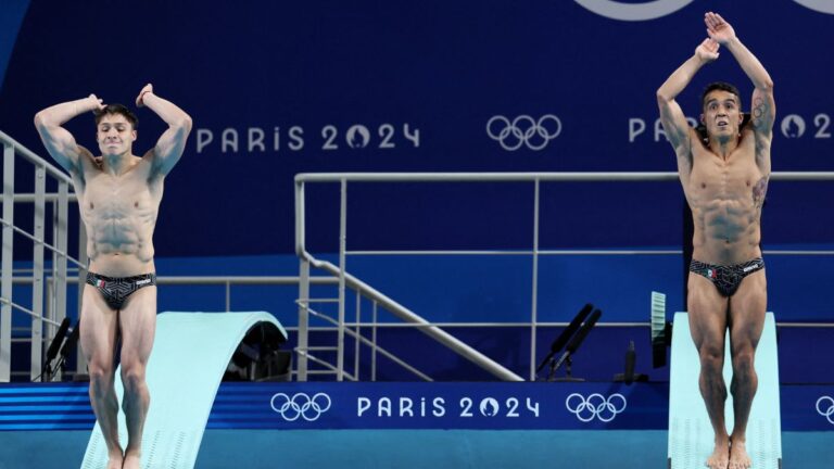 ¡Plata para México en Paris 2024! Osmar Olvera y Juan Manuel Celaya se cuelgan la medalla en el trampolín sincronizado 3m