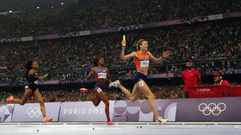 ¡Final dramática! Países Bajos gana el relevo 4x400m mixto de Paris 2024