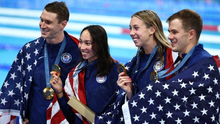 Highlights de natación en Paris 2024: Resultado de la final del relevo 4x100m combinados mixto