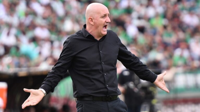 Oficial: Pablo Repetto deja de ser el director técnico de Atlético Nacional