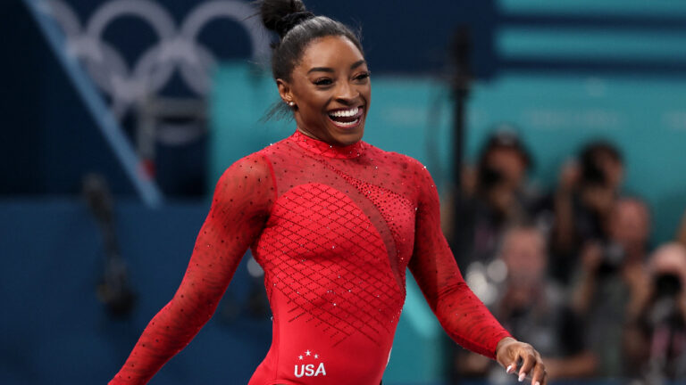 ¡Séptimo oro! Simone Biles reina la final de salto de la gimnasia artística de Paris 2024