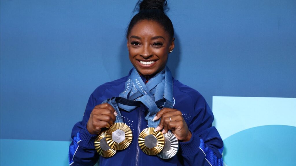 La gimnasta estadounidense se colgó cuatro medallas en Paris 2024 | Reuters