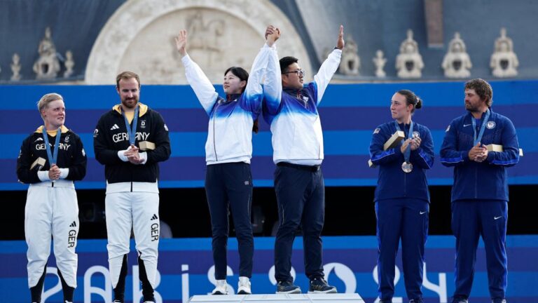 Highlights de tiro con arco en Paris 2024: Resultados de las semifinales y finales por equipos mixtos