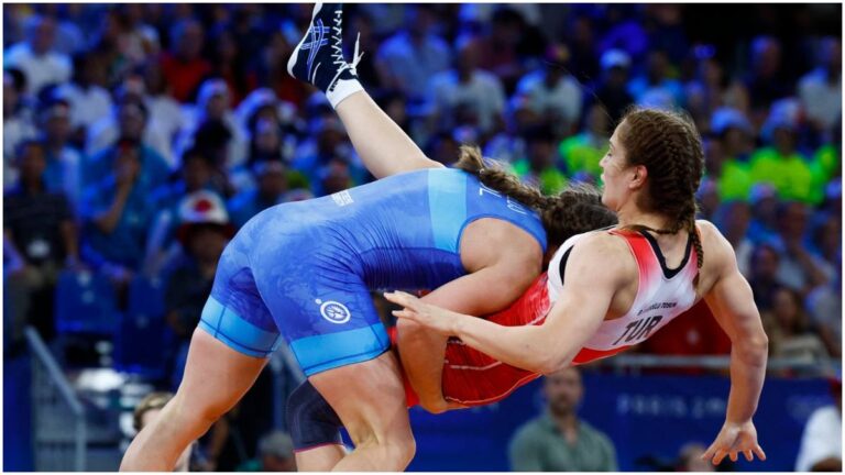 Highlights de lucha en Paris 2024: Resultado de las eliminatorias y repechaje de prueba libre de 50 y 68kg femenil