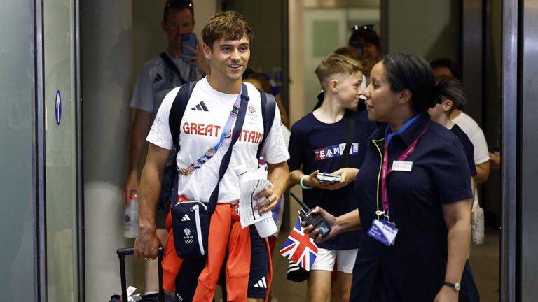 El multimedallista olímpico, Tom Daley, anuncia su retiro de los clavados tras Paris 2024