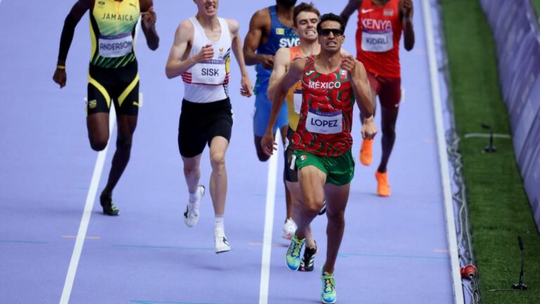 ¡Tonatiu López sigue soñando! Se mete a la semifinal de los 800 metros varonil de Paris 2024