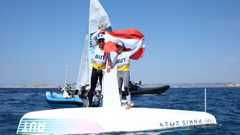 Highlights de vela en Paris 2024: Resultado de la prueba de dinghy mixto, regata por las medallas