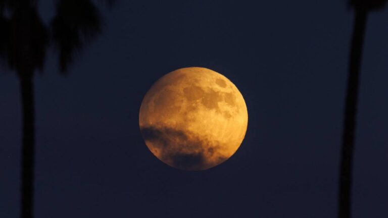 Calendario lunar: Habrá 2 lunas en la tierra, te decimos cuándo y por qué se dará este fenómeno