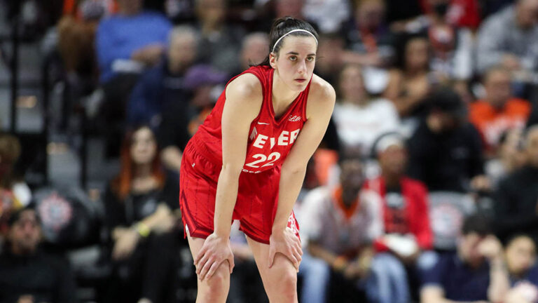 Conneticut Sun le da una dosis de realidad al Indiana Fever de Caitlin Clark y las elimina de los playoffs