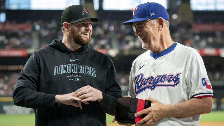 Rangers y Diamondbacks fallan en su misión por volver  a la Serie Mundial