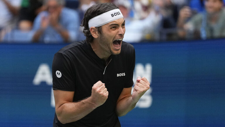 Taylor Fritz se mete en su primera semifinal del US Open, luego de eliminar a Alexander Zverev