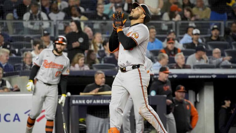 Los Baltimore Orioles vencen a los Yankees y aseguran  un lugar en postemporada por segundo año consecutivo