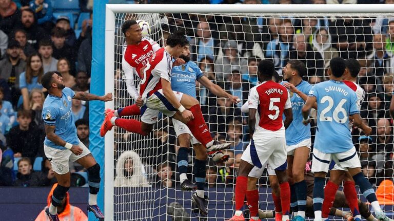 Arsenal se va arriba ante el Manchester City gracias a un cabezazo de Gabriel Magalhães