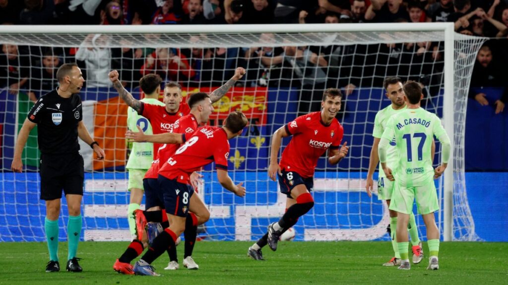 Barcelona pierde el invicto en LaLiga tras recibir cuatro goles del Osasuna