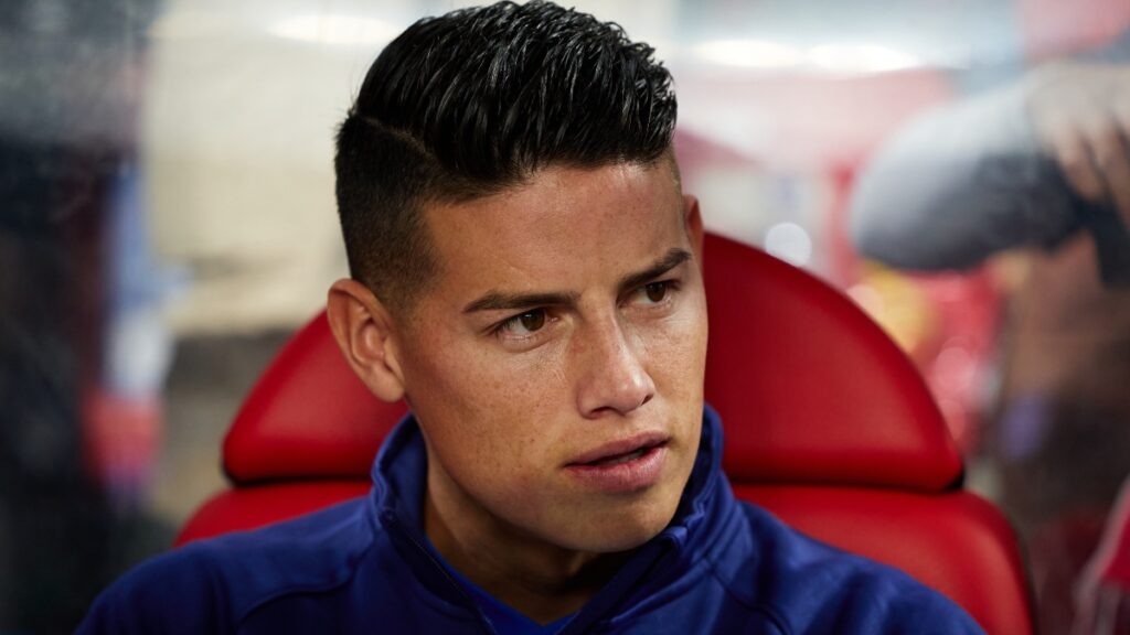 James Rodríguez en el banquillo | Getty Images.