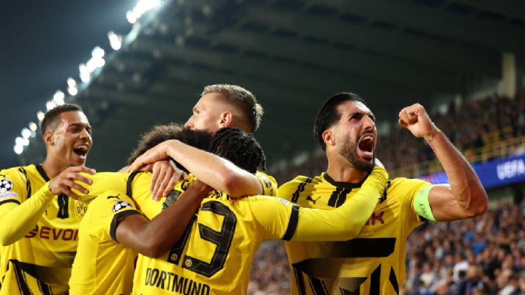 Borussia Dortmund celebrando el triunfo ante Brujas por la  fecha 1 Champions League / Reuters