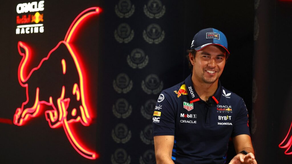 Checo Pérez reconoce que Red Bull no está al nivel de McLaren de cara al Gran Premio de Singapur 2024 de la Fórmula 1.