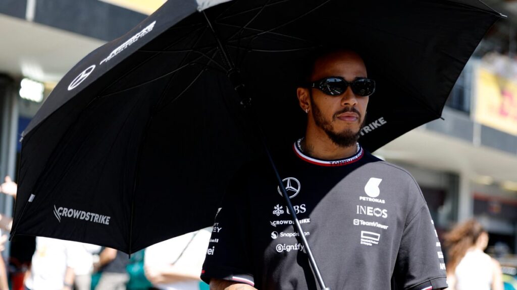 Lewis Hamilton elogia a Franco Colapinto: "Es genial ver jóvenes talentos llegar y conducir tan bien"