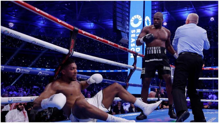 Daniel Dubois derriba cuatro veces a Anthony Joshua y se proclama campeón con el KO del año