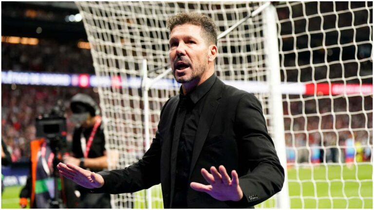 Simeone critica al Real Madrid por el escándalo del Metropolitano: “Puedes festejar un gol, pero no mirando a la tribuna”