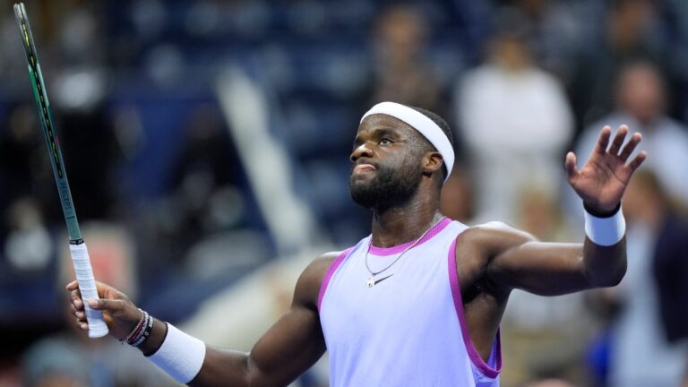 Frances Tiafoe avanza a la semifinal del US Open por la lesión de Grigor Dimitrov