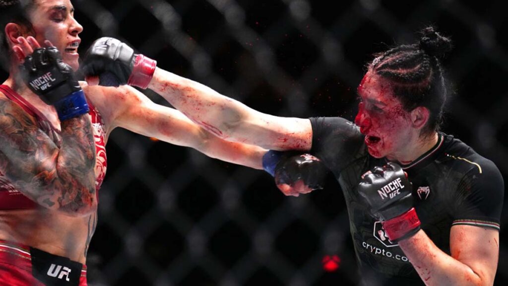 Irene Aldana cae en UFC 306 | Jeff Bottari / Getty Images