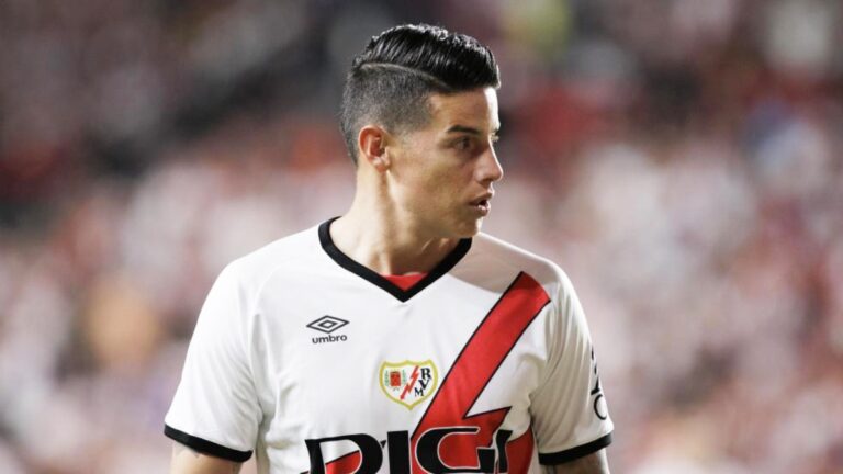 James Rodríguez emociona en Vallecas: la fuerte ovación tras volver a LaLiga