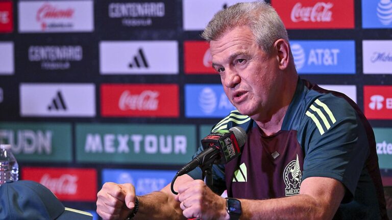 Javier Aguirre anuncia al Tala Rangel, a Luis Romo y a Santiago Giménez como titulares ante Nueva Zelanda