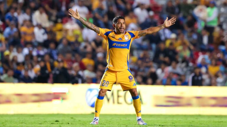 Tigres anuncia la renovación de Javier Aquino hasta 2025