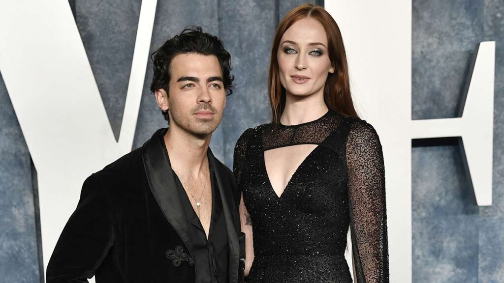 Finaliza el matrimonio de Joe Jonas y Sophie Turner. AP