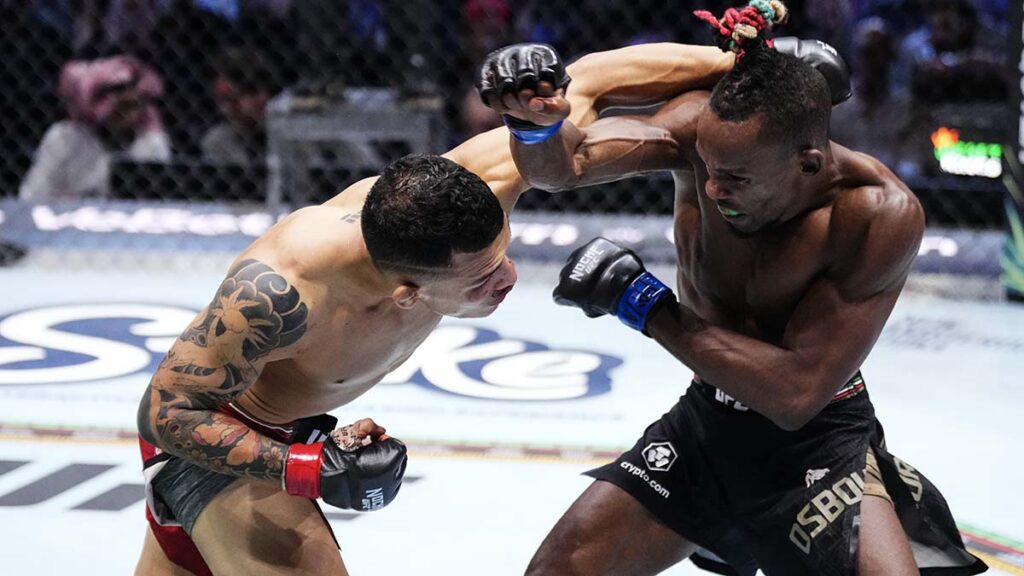 Ronaldo Rodríguez gana de manera espectacular en UFC 306 | Jeff Bottari / Getty Images