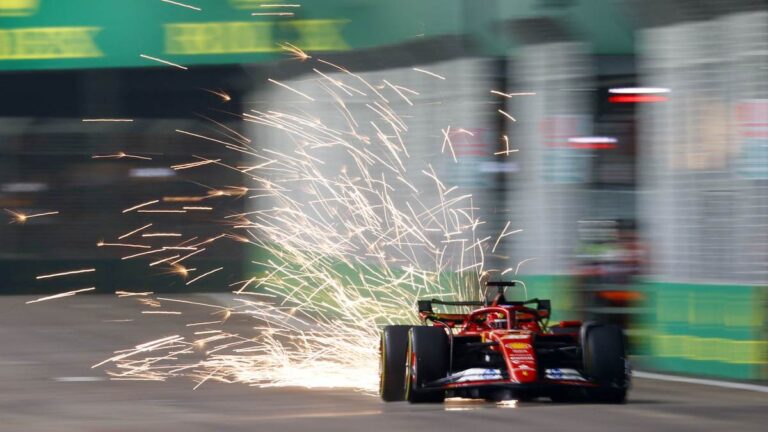 ¡Sin luz! Charles Leclerc mantiene el pie en el acelerador a pesar del apagón en Singapur