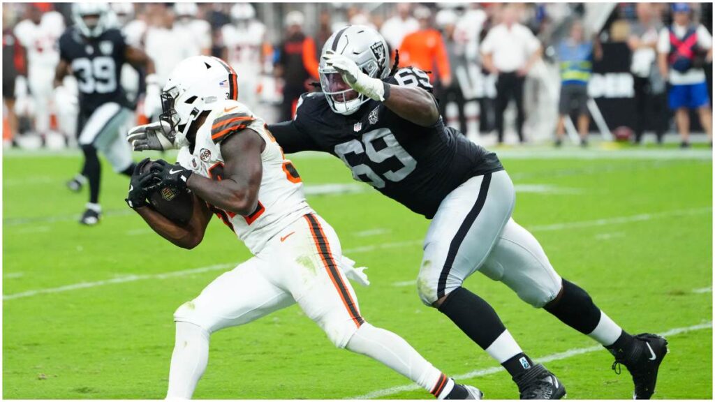 Los Raiders detienen la remontada de los Browns | Reuters