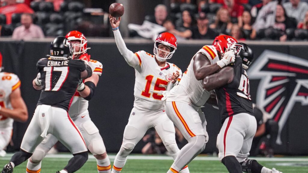 Mahomes y los Chiefs mantienen el invicto | Dale Zanine-Imagn Images