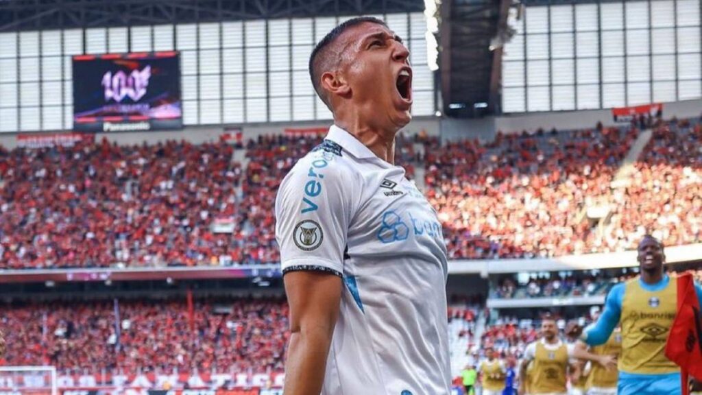 Miguel Monsalve anotó en el RB Bragantino vs Gremio / Foto: @Gremio