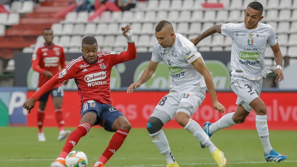 Once Caldas vs Medellín