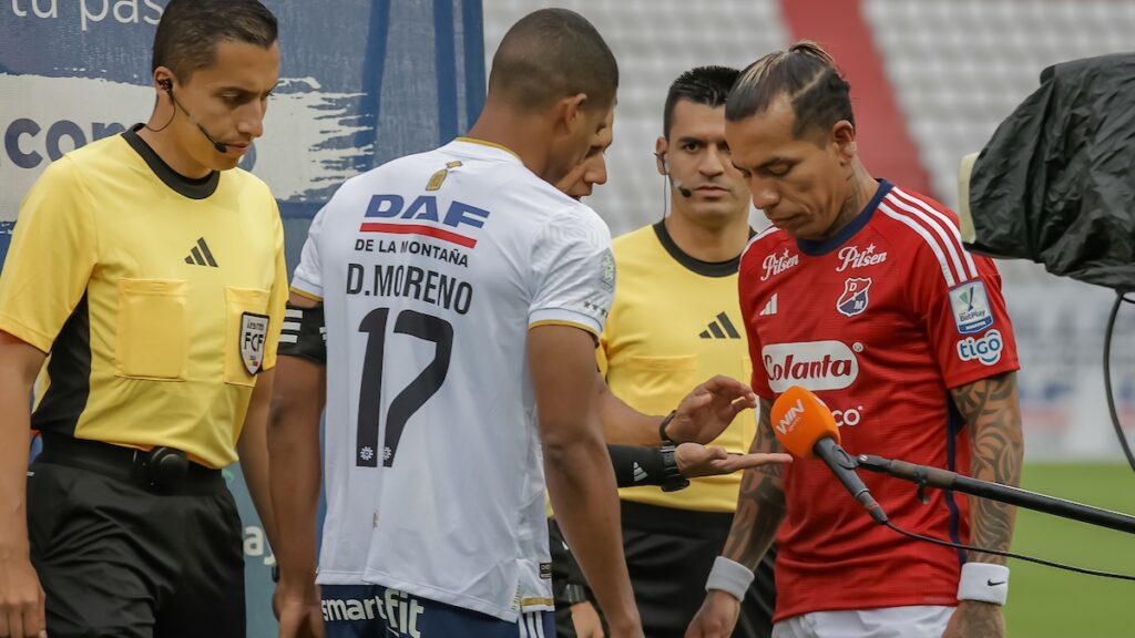 Campaña por fútbol en paz