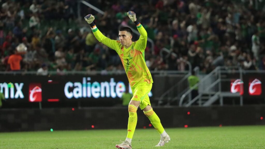 Alex Padilla llega a México para representar a la selección: "Es un orgullo defender a mi país"