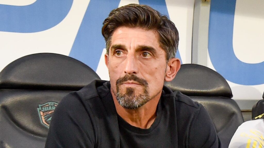 Tigres termina su relación con Veljko Paunovic Imago7
