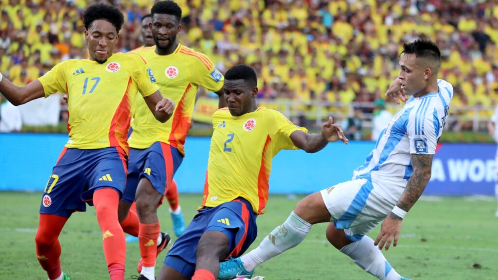 El triunfo de Colombia ante Argentina paralizó a todo el país. Vizzor