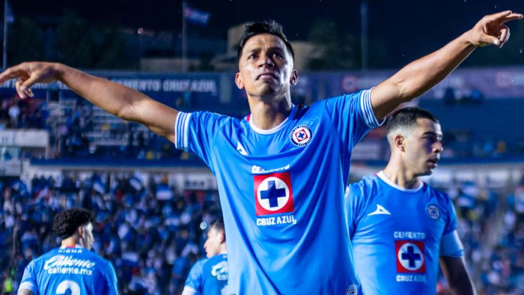 Ángel Sepúlveda asegura: "Cruz Azul no puede aspirar a menos que ser campeón"