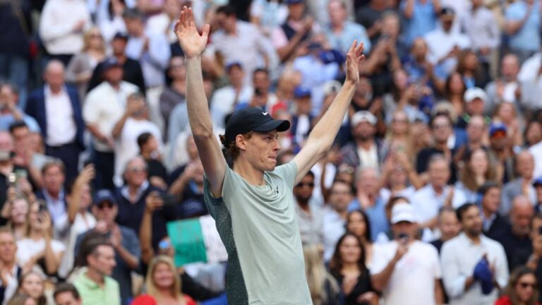 ¡El rey de la pista dura! Jannik Sinner se corona en el US Open con victoria en sets corridos sobre Taylor Fritz