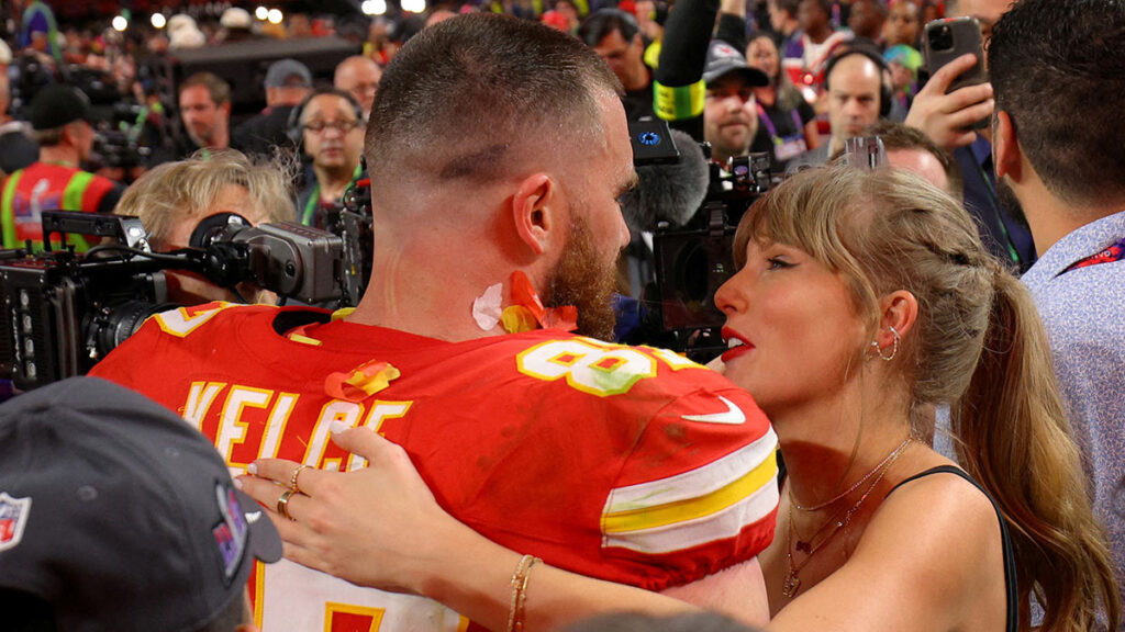 Taylor Swift estaría en el debut de temporada de los Chiefs. Reuters