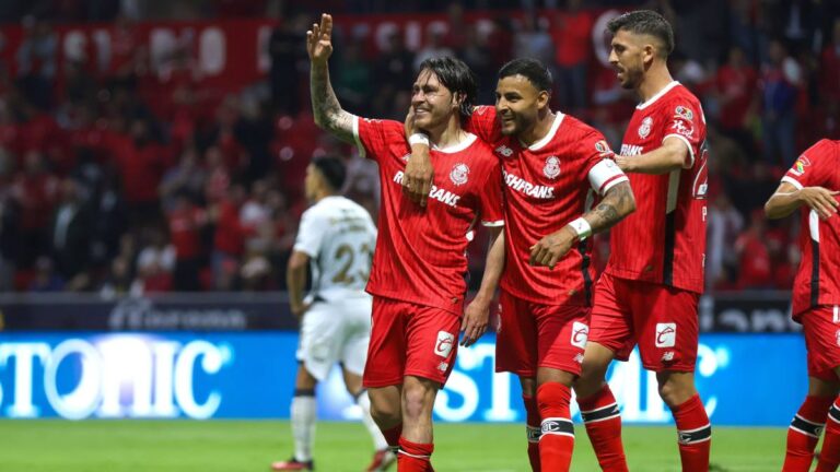 Toluca golea a los Xolos en el Nemesio Diez y salta a la cima del Apertura 2024